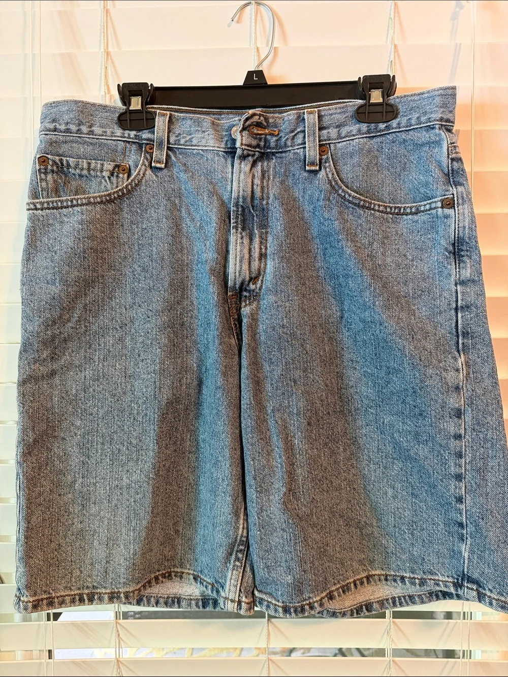 NWOT Men’s Levi’s 550 Size 34 Denim Shorts